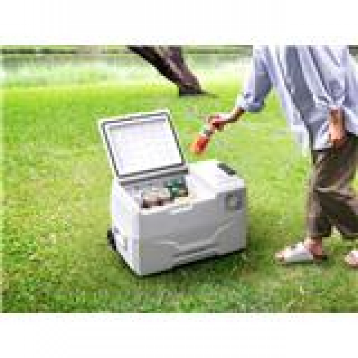 ポータブル冷蔵冷凍庫 30L/ホワイト